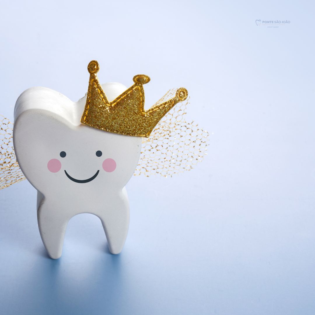 As coroas em porcelana assumem um papel notável na odontologia estética devido a uma série de benefícios que elas proporcionam.