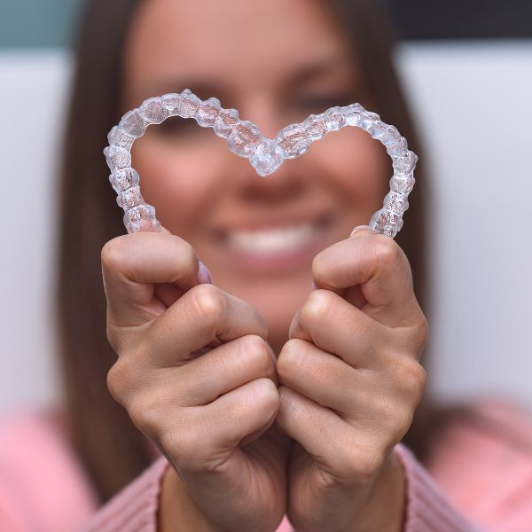 Invisalign: A Tecnologia que Transforma Sorrisos Discretamente.