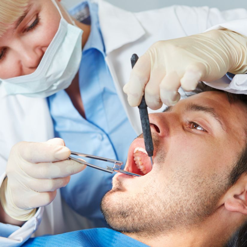 Entenda a Progressão da Gengivite para Periodontite e como Evitar.