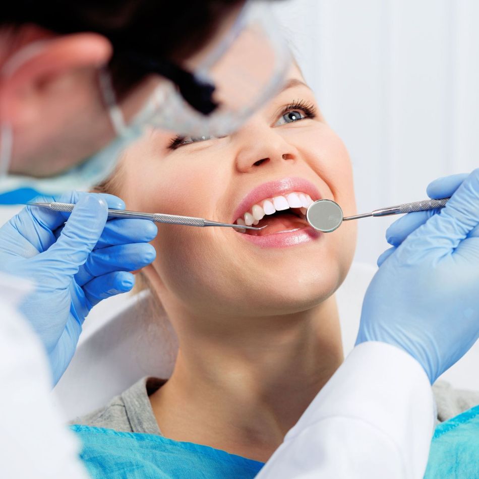 Entenda como Funciona a Overdenture e seus Diferenciais.