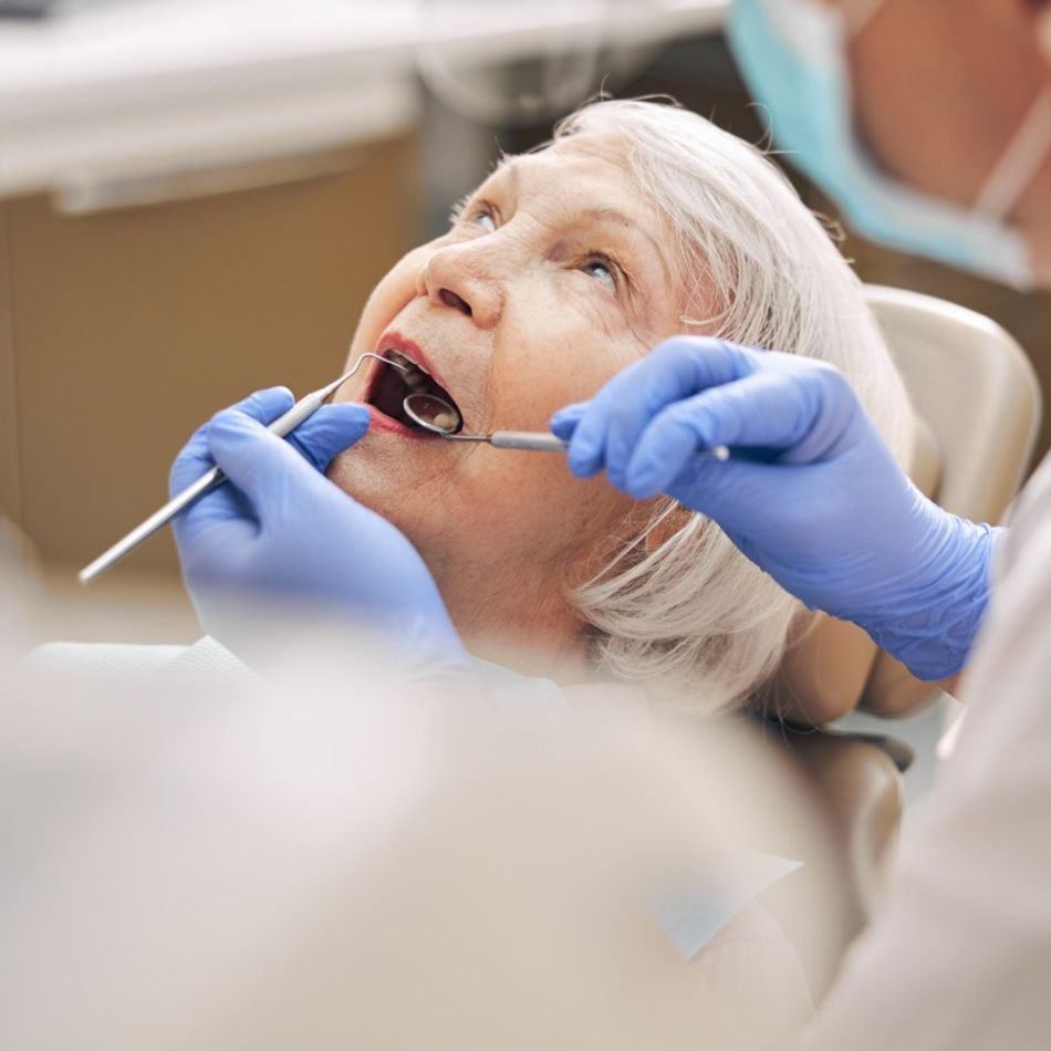 Técnicas Inovadoras em Implantes Dentários e Seus Benefícios.