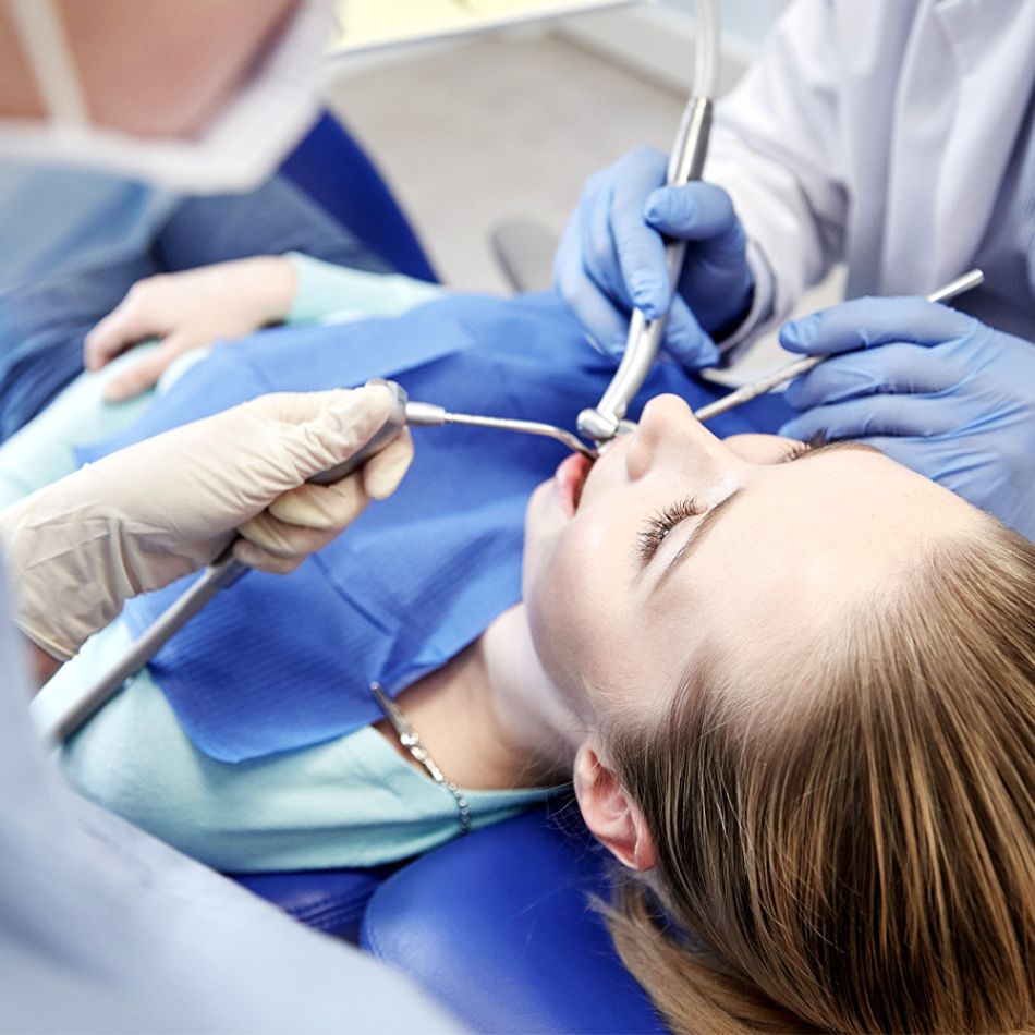 Sinais de Que Você Deve Consultar um Estomatologista.