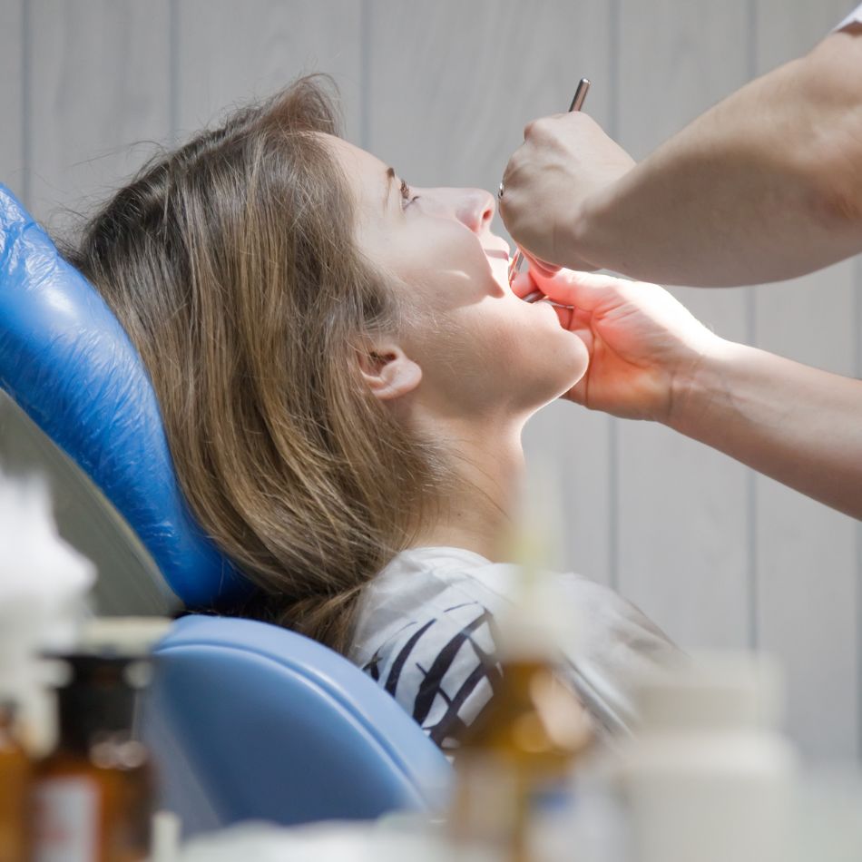 Boca Seca (Xerostomia): Principais Causas, Sintomas e Cuidados.