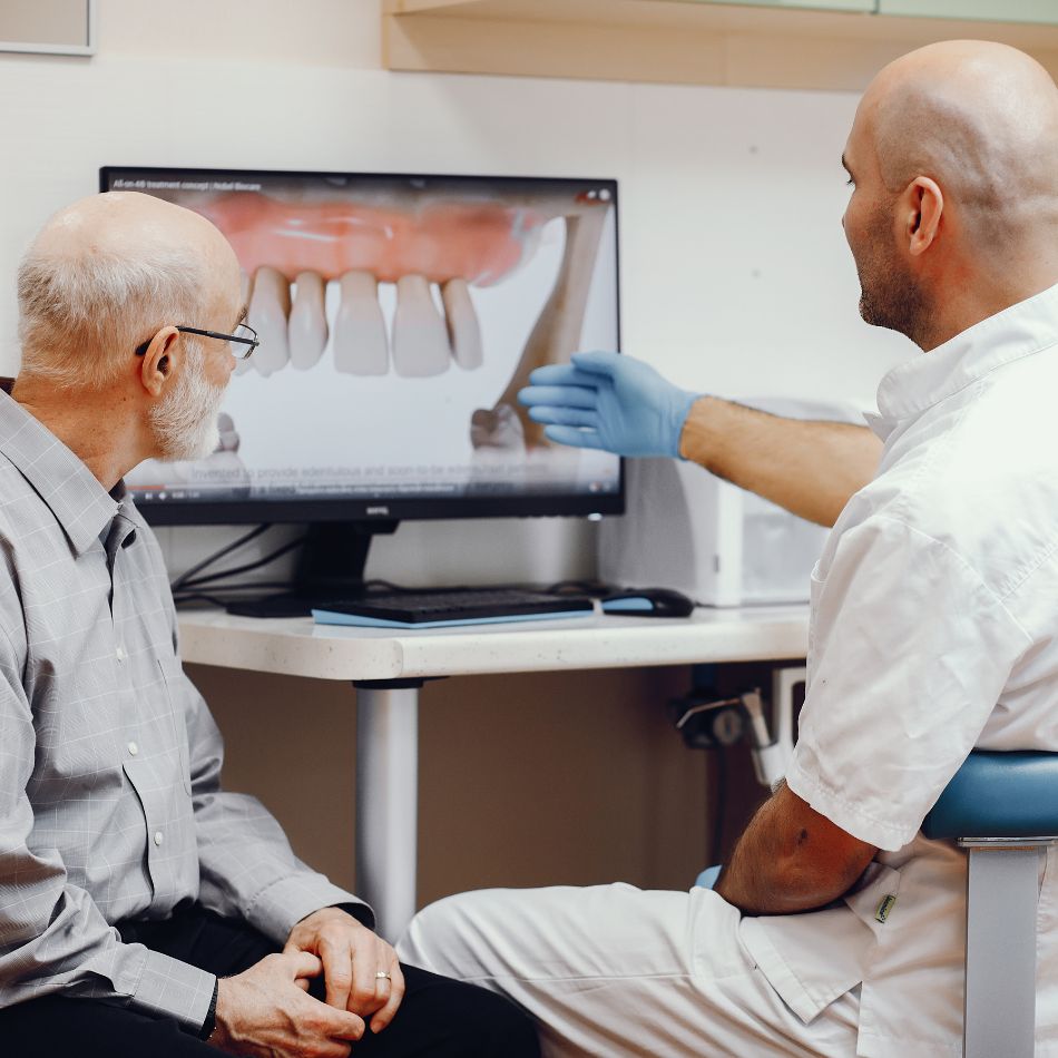Como Cuidar dos Seus Implantes Dentários e Garanta Dentes Fixos para Toda a Vida.
